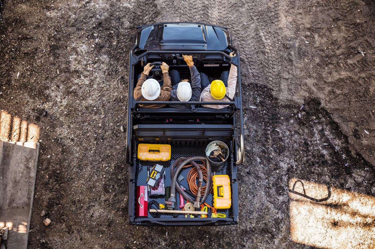 3- to 6-Passenger Trans Cab